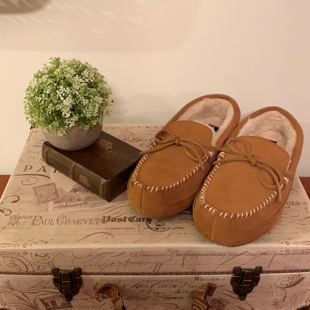 Nordstrom Men’s Slippers (Chestnut Suede)